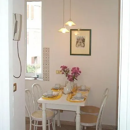 Rome, Trastevere Ideally Located Rome