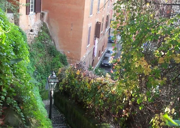 Rome, Trastevere Ideally Located شقة